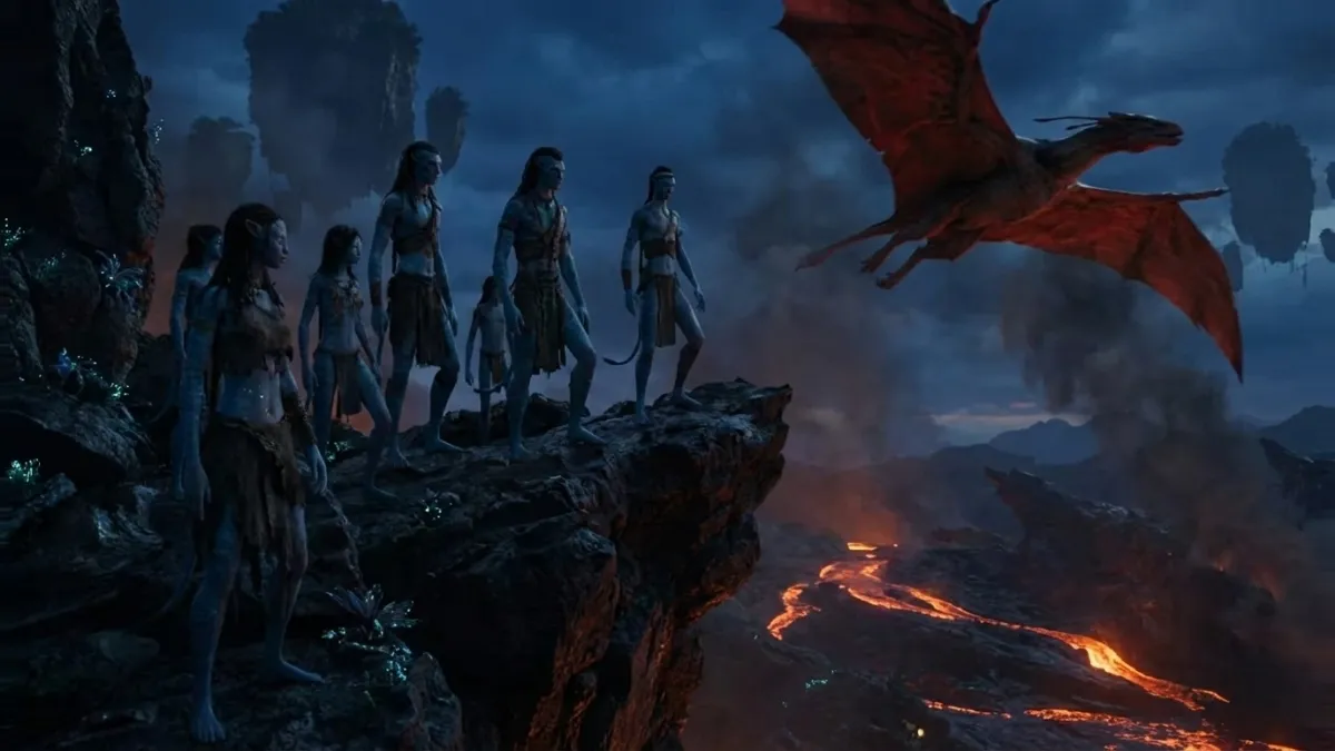 Scene from Avatar Fire and Ash showing the new volcanic Na'vi tribe.